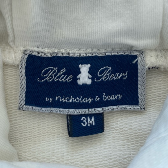 Nicholas & Bears - Picture 3 of 4